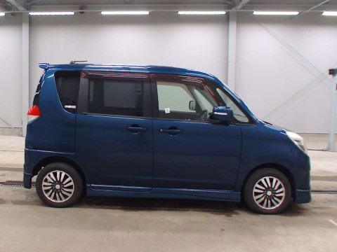 2012 Mitsubishi Delica D2 MB15S[2]