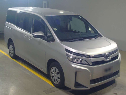 2020 Toyota Voxy ZRR85G[2]