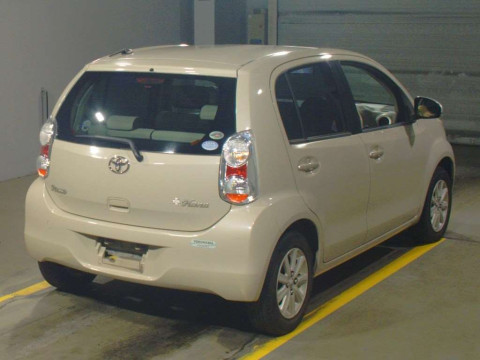 2010 Toyota Passo KGC30[1]