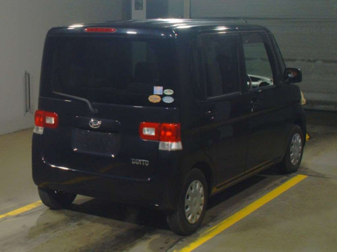 2010 Daihatsu Tanto L375S[1]