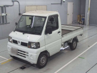 2010 Nissan Clipper Truck