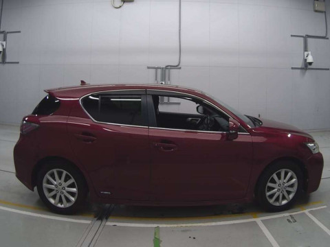 2013 Lexus CT ZWA10[2]