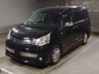 2012 Toyota Noah