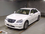 2004 Toyota Crown Majesta