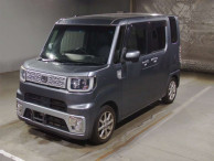 2015 Daihatsu Wake