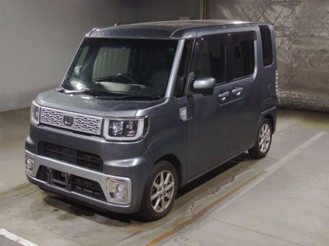 2015 Daihatsu Wake LA700S[0]