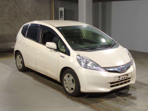 2012 Honda Fit Hybrid GP1[2]