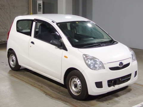 2016 Daihatsu Mira L275V[2]