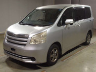 2009 Toyota Noah