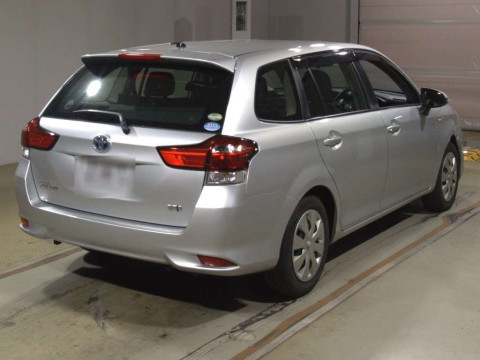 2015 Toyota Corolla Fielder NKE165G[1]