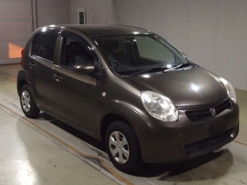 2014 Toyota Passo KGC30[2]