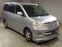 2003 Toyota Noah