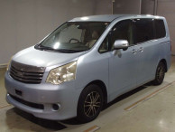 2010 Toyota Noah