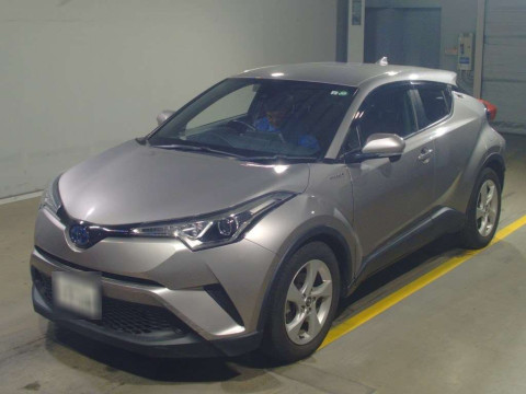 2018 Toyota C-HR ZYX10[0]