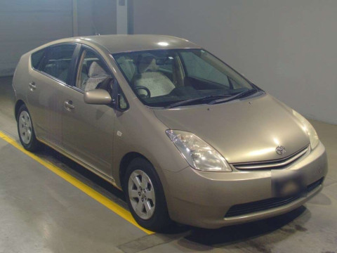 2004 Toyota Prius NHW20[2]