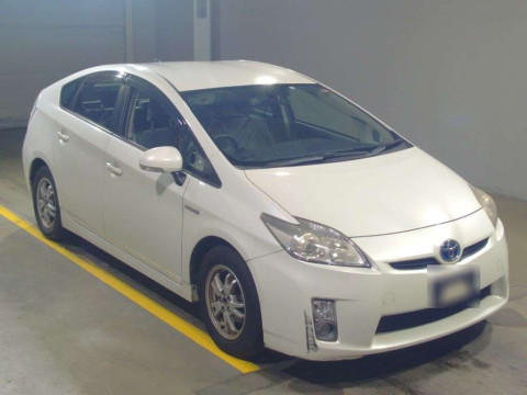 2010 Toyota Prius ZVW30[2]