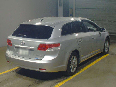 2012 Toyota Avensis Wagon ZRT272W[1]