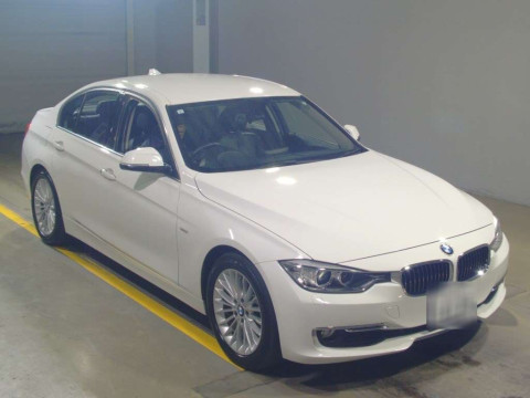 2013 BMW 3 Series 3B20[2]