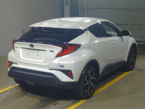 2022 Toyota C-HR ZYX11[1]