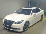 2018 Toyota Crown Majesta