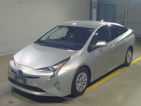 2018 Toyota Prius ZVW50[0]