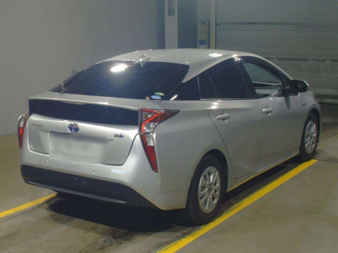 2018 Toyota Prius ZVW50[1]