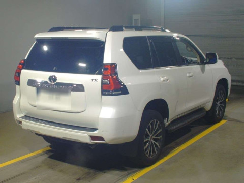 2020 Toyota Land Cruiser Prado TRJ150W[1]