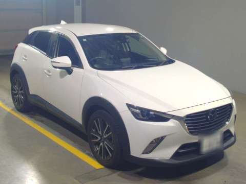 2015 Mazda CX-3 DK5FW[2]