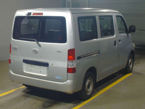 2010 Toyota Liteace Van S402M[1]