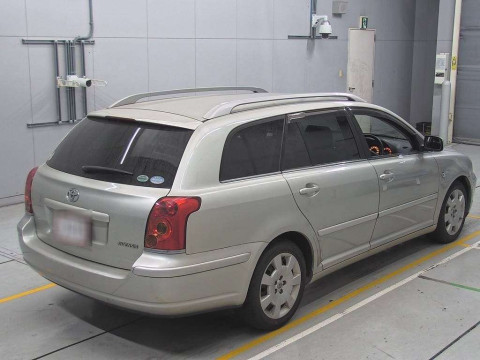 2005 Toyota Avensis Wagon AZT250W[1]