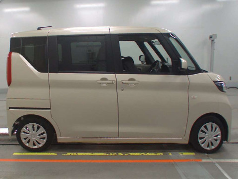 2020 Mitsubishi eK Space B34A[2]