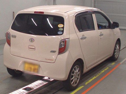 2012 Toyota Pixis Epoch LA300A[1]