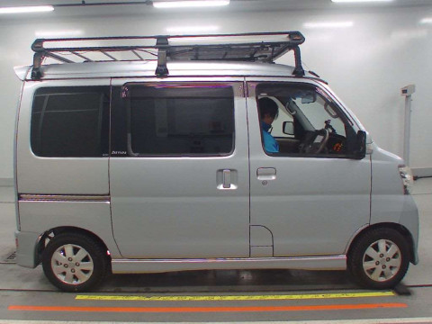 2017 Daihatsu Atrai Wagon S321G[2]