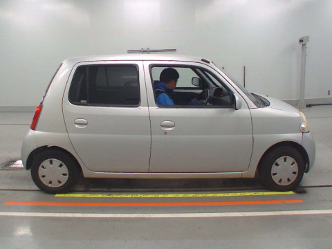 2008 Daihatsu Esse L235S[2]