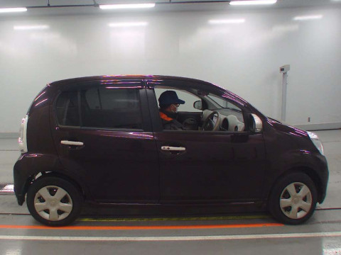 2014 Toyota Passo KGC30[2]