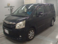 2008 Toyota Noah