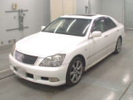 2004 Toyota Crown