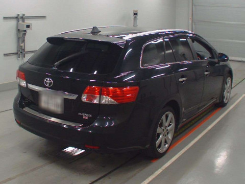 2012 Toyota Avensis Wagon ZRT272W[1]