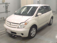 2002 Toyota IST