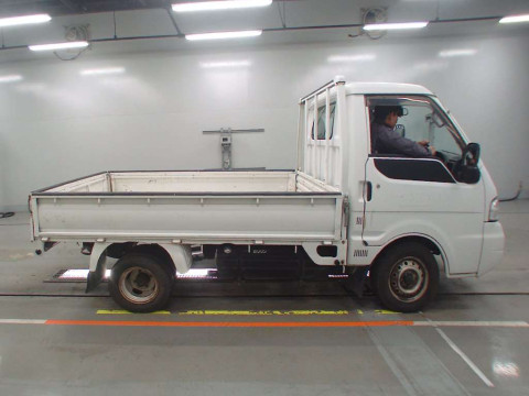 2004 Mazda Bongo Truck SK82T[2]