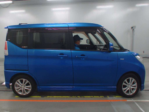 2018 Mitsubishi Delica D2 MB36S[2]