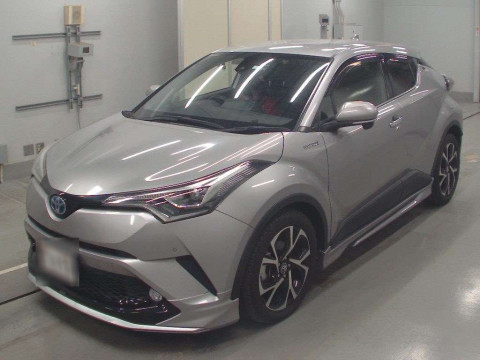 2018 Toyota C-HR ZYX10[0]