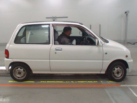 1997 Daihatsu Mira Moderno L500S[2]