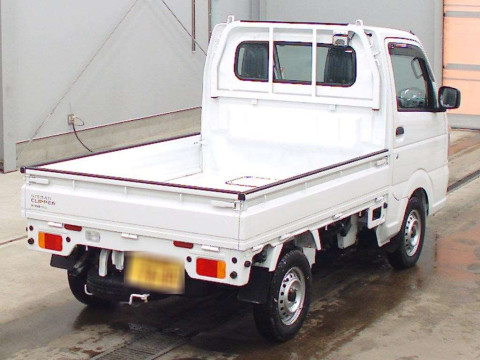 2024 Nissan Clipper Truck DR16T[1]