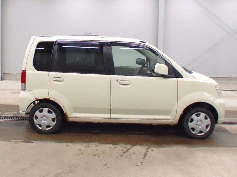 2004 Mitsubishi eK Wagon H81W[2]