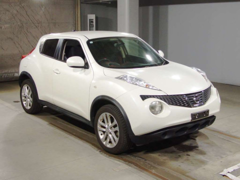 2011 Nissan JUKE F15[2]