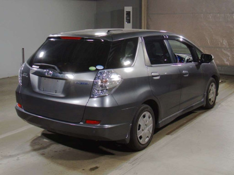 2012 Honda Fit Shuttle Hybrid GP2[1]