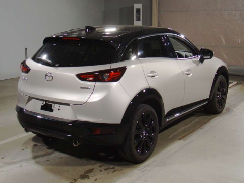 2022 Mazda CX-3 DKLFW[1]