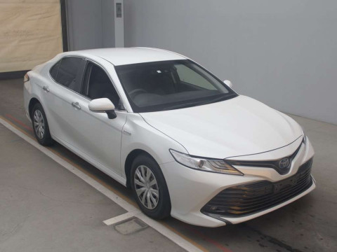 2017 Toyota Camry AXVH70[2]