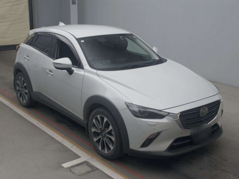 2018 Mazda CX-3 DK8AW[2]